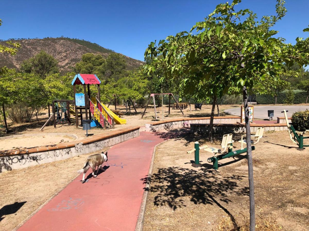 Casa Rural Los Olivos De Robledo De Chavela Ла-Эстасьон Экстерьер фото