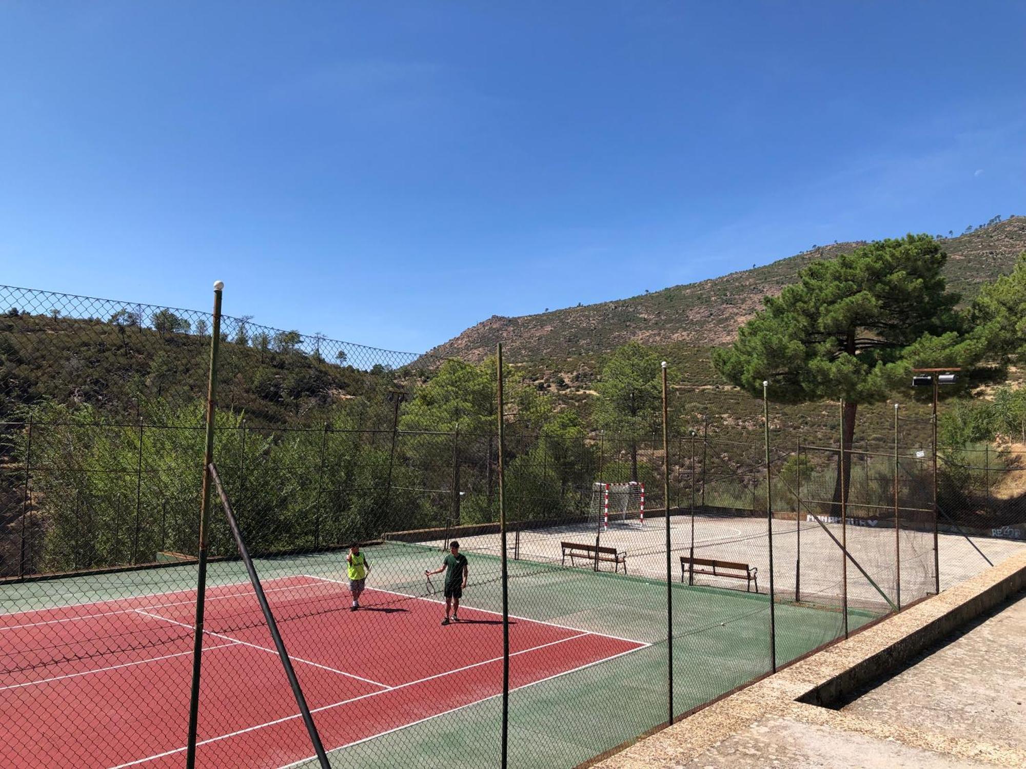 Casa Rural Los Olivos De Robledo De Chavela Ла-Эстасьон Экстерьер фото